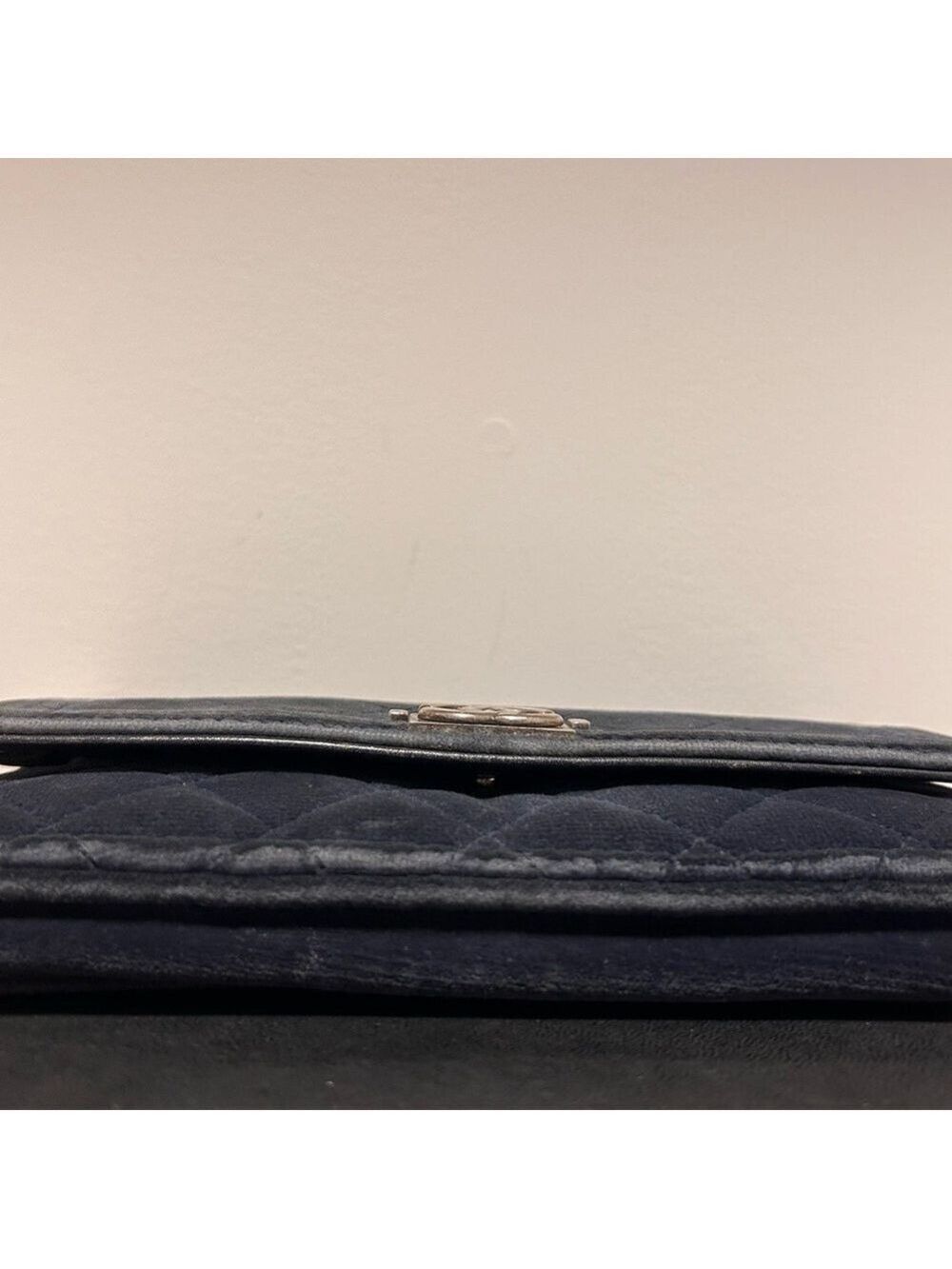 Chanel Navy Boy Velvet WOC - Picture 9 of 15